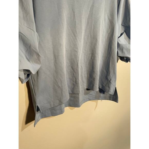 Athleta Harlow Hybrid Tee in Heron Blue - Picture 5 of 11